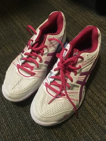 Women's ASICS volley ball shoe Size 9 (Euro 40.5) Gel Rocket 7 1