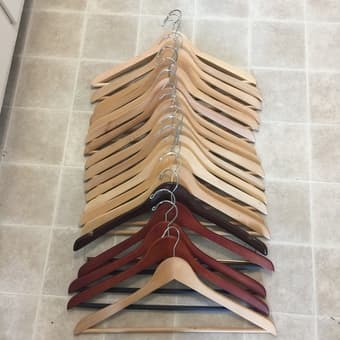 Hangers solid wooden 1