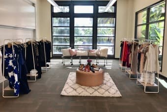 Host a Social Event with HANGR - a GSB Fashion Startup 3