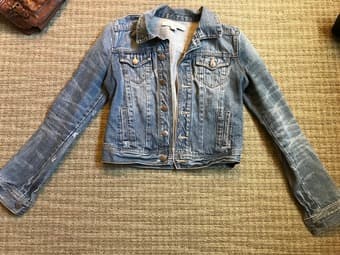 Size S -- denim jacket from Forever XXI -- great condition 1