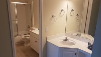 Oak Creek 2bd Apt 2-month lease 1