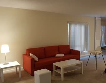 Oak Creek 2bd Apt 2-month lease 2