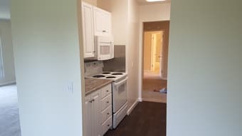 Oak Creek 2bd Apt 2-month lease 3
