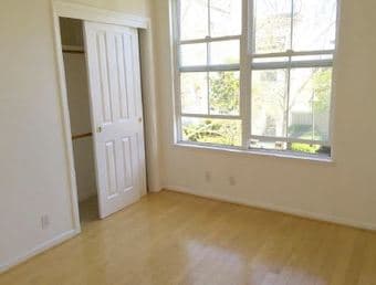 Fully-furnished 3BD/3BA in Mountain View avail in end-June 3