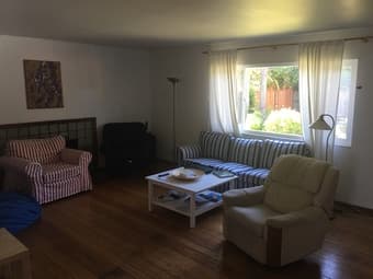 6 br - 2548 sq ft - Large spacious 2 story Palo Alto Home w Pool 2