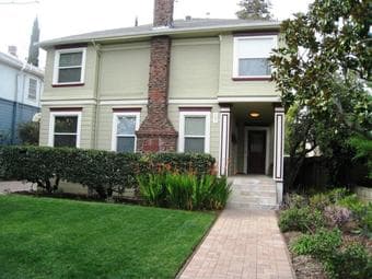 June 9th - fully furnished Palo Alto studio - all utilities included 4