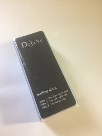 Wallet, sunglasses, and other accessories 3