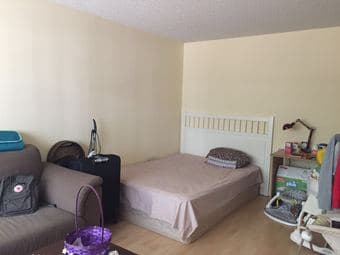 Next week available Living room in 2BR/1BA apt near Palo Alto 1
