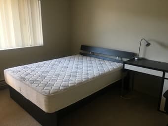 Female roommate shares 2 bedroom and 1.5 bathroom townhouse ($1295) 2