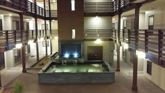 Quiet Super-nice Bedroom in a 1297 sqft 2b2b with great location 2