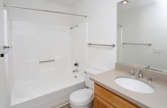 MASTER BEDROOM w PRIVATE BATHROOM, BALCONY, WALK-IN CLOSET Sunnyvale 1