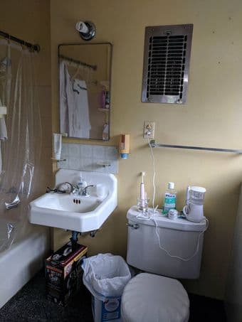 cupertino house 招租客~~7月28日到8月15日，可按天算租金哦 2