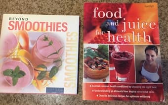 2 books: Smoothies and Juices recipes + nutrition tips 1