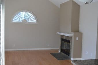 2br/2ba-safe & quite Apt available after Aug 28th (>1y lease required) 2