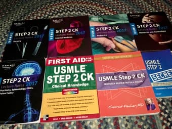 USMLE STEP 2 BOOKS 1
