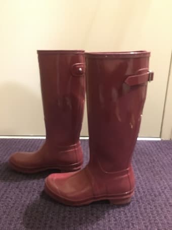 Womens Hunter tall waterproof/rain boots for sale - like new 3