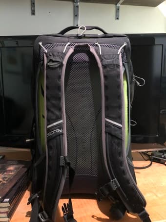 Osprey Packs Radial 26 Daypack, Black, Medium/Large 2