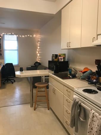 EV Studio Sublet (6/18-8/5) 1
