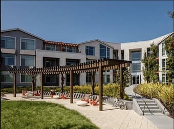 mountain view luxury 1b1b in 2b2b available Jun-Dec - $1900 3