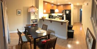 Private Bedoom w/ BR in Modern Palo Alto Townhouse starting July 1st! 3