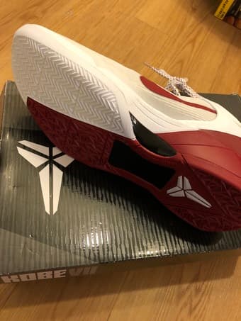 Brand New NIKE Zoom Kobe VII System TB sz. 11 3