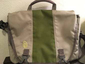 Timbuk2 commute messenger laptop bag 1