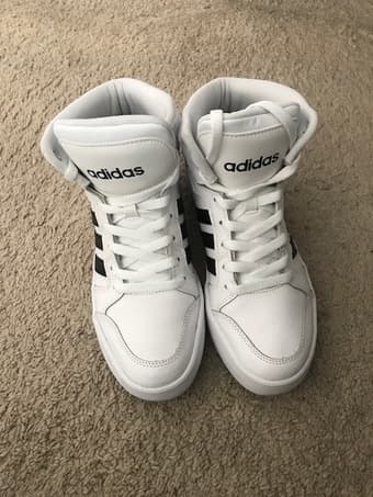 Adidas Women's Raleigh Mid Sneakers in size 9 (women) 1