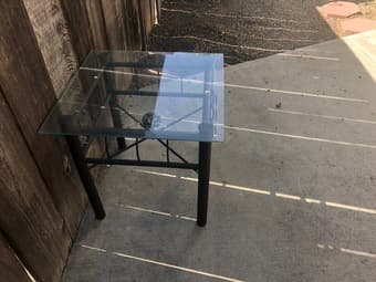 Small glass table 1