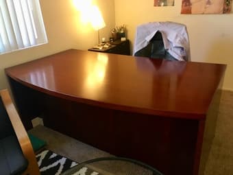 Beautiful MAHOGANY Desk FREE 3