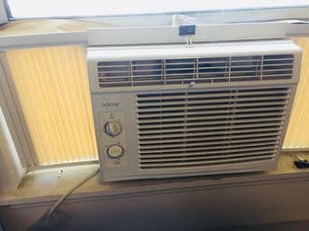 hOmeLabs Window Air Conditioner - 5000 BTU AC Unit with 7 Speed Fan 1
