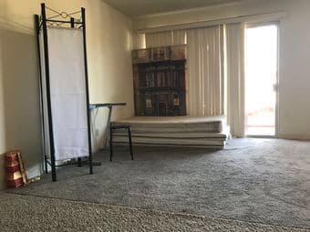 Palo Alto 2B1B大客厅转租 1