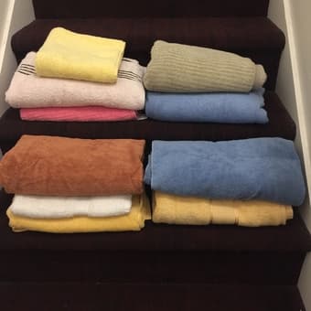 Towels , blankets and sheets 1