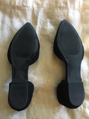 GAP/ Black Flats/ Ballerinas/ Size 7 2