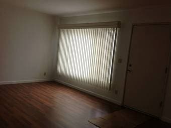 Room in 2 Bed Burlingame Apt. Close to Milbrae BART/Caltrain 4