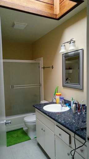 Room in a 2 bedroom 1 bath apartment in Palo Alto -16 August available 4