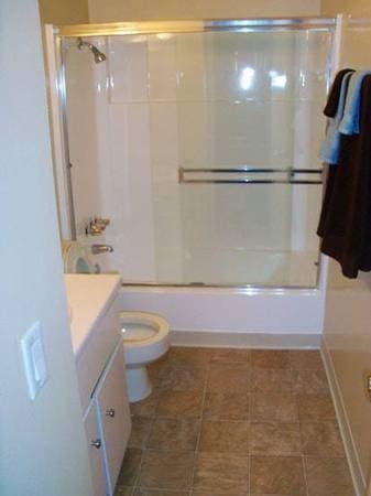 Bedroom available in 3bd Mountain View Apartment 3