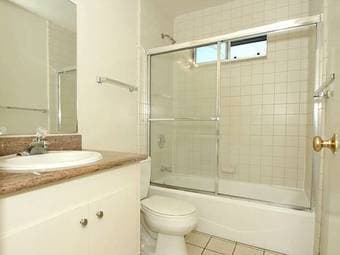 1BR in 2BR/1BA apt near Palo Alto 2