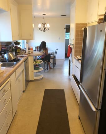 Stanford Grads looking to fill 4BR 2BA apartment in Palo Alto 2