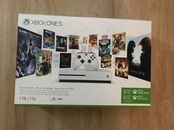 BRAND NEW Xbox One S (1TB) Starter Bundle with bunch of Extras! 1