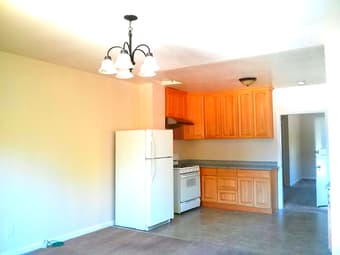 Excellent 1b1b in a private house near downtown Burlingame 2