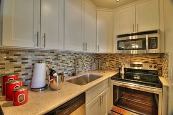 Short rent: 1b1b in 2b2b - San Antonio Shopping Center area 9.20-10.6 2