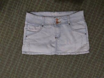 Levi's jeans, denim skirt 3