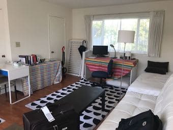 Palo Alto 1B1B客厅短租，拎包入住 1