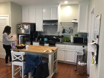 1B/1B with washer/dryer 3 blocks from University Ave 3