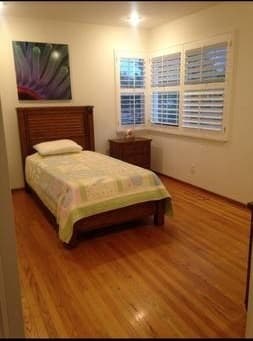 1 Bedroom with Shared Bath, Palo Alto near Stanford 1