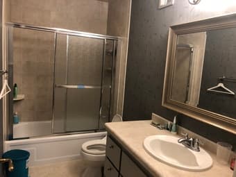 Furnished room/priv full bathroom near San Antonio shopping center 1