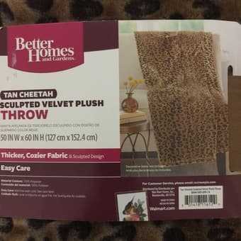 Velvet throw blanket 2