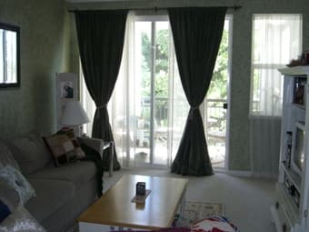 COMFORTABLE FURNISHED 2BR/2BA CONDO, 5 MINUTES FROM DOWNTOWN! 3