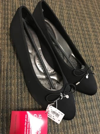 Brand new Women’s premium comfort wedge (size 9W) 2