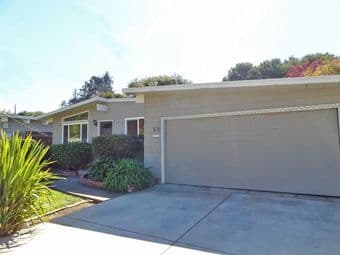 Charming Menlo Park single house (3  bed/ 2 bath) for several students 1